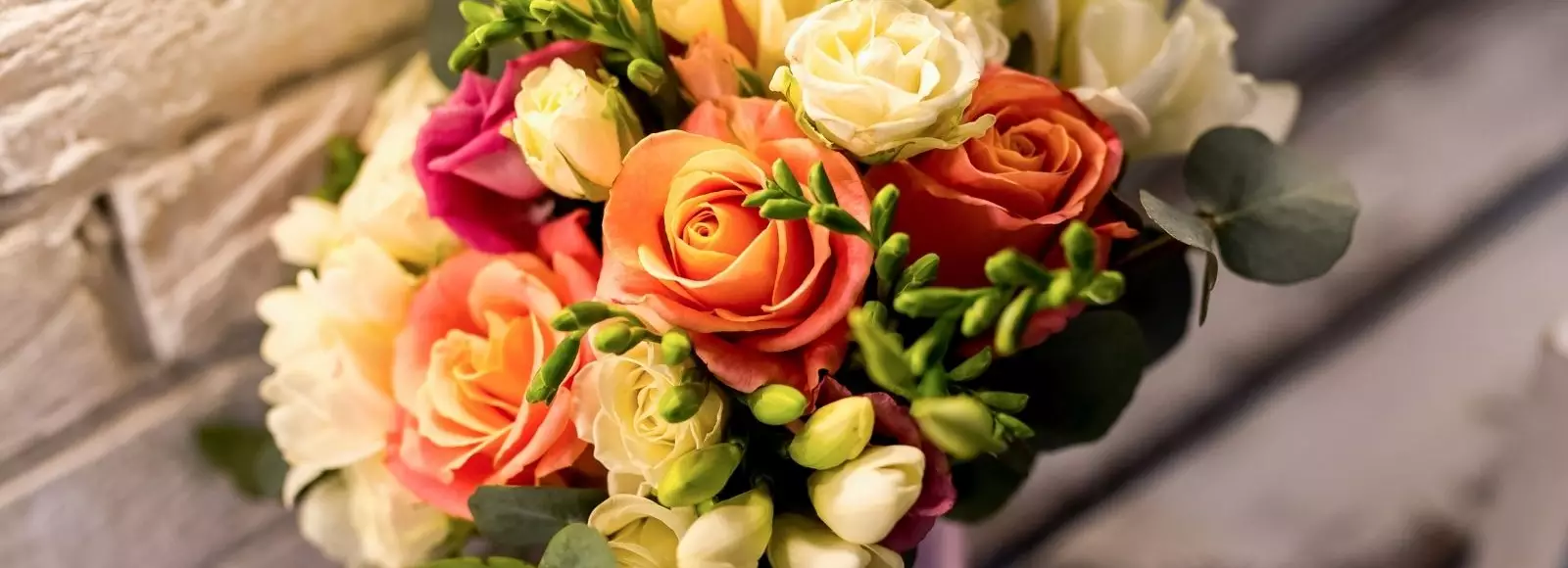 Detailaufnahme eines Rosenstraußes 