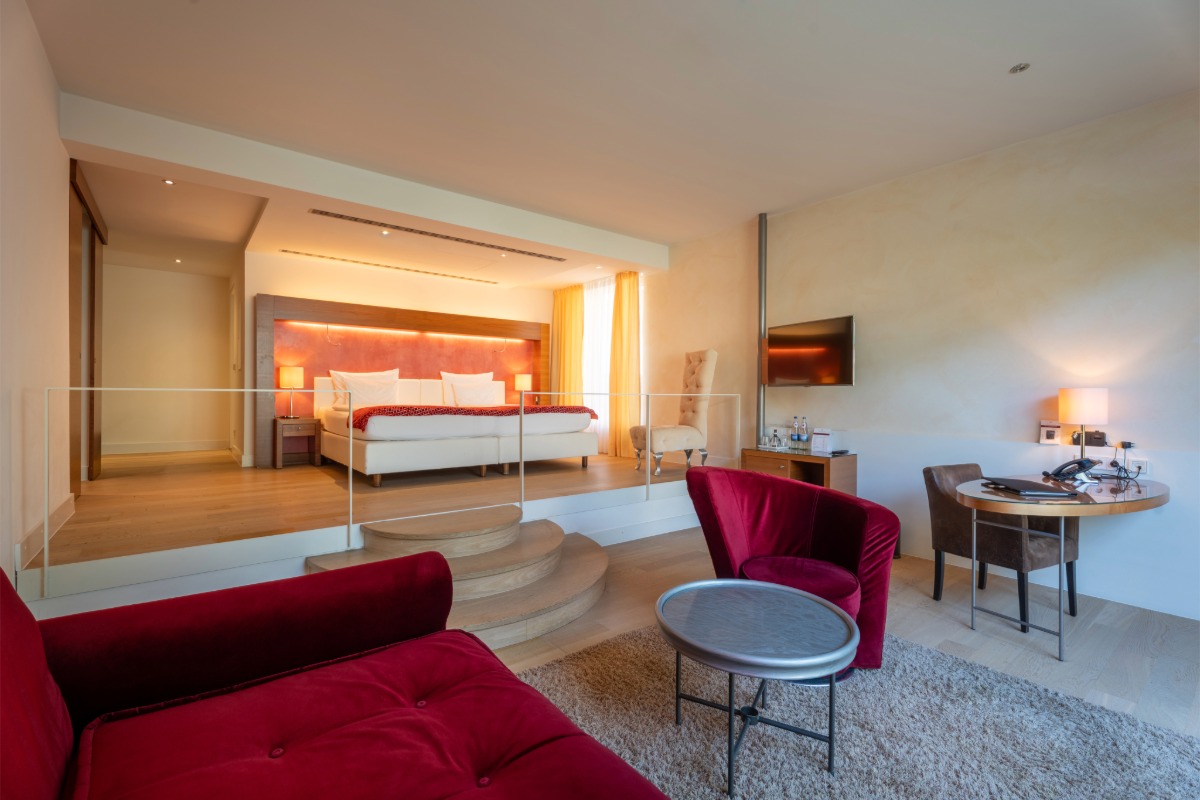 superior-suite-parkseite10-aqua-aurelia-suitenhotel-1200x800