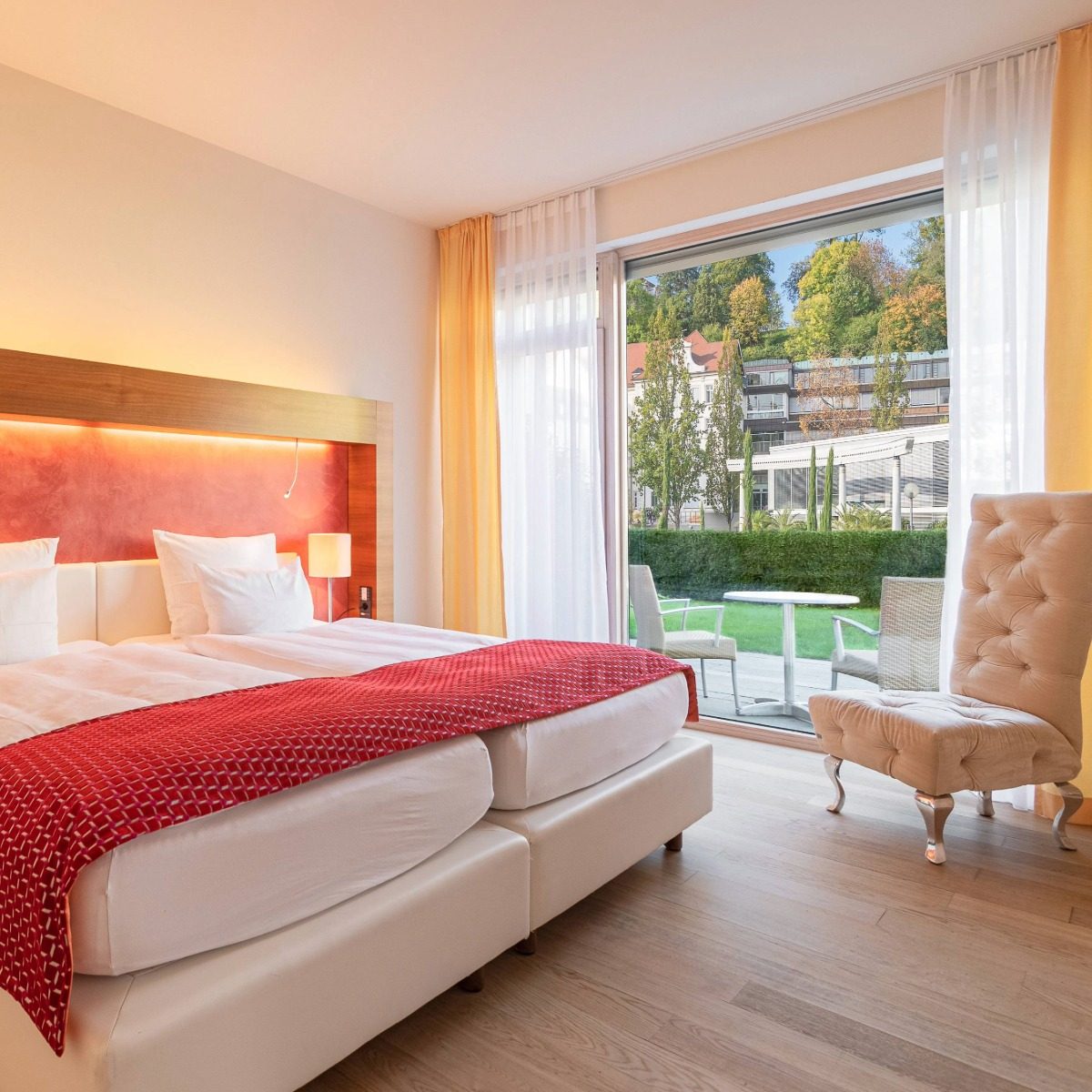 superior-suite-parkseite6-aqua-aurelia-suitenhotel-1200x1200